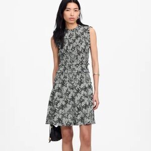 NEW MADEWELL Smocked Crewneck Mini Dress in Floral in Harper Floral Black Size 2